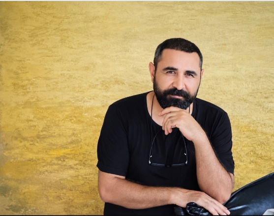 Sanatçı Salih Çakar’ın atölyesindeki portresi